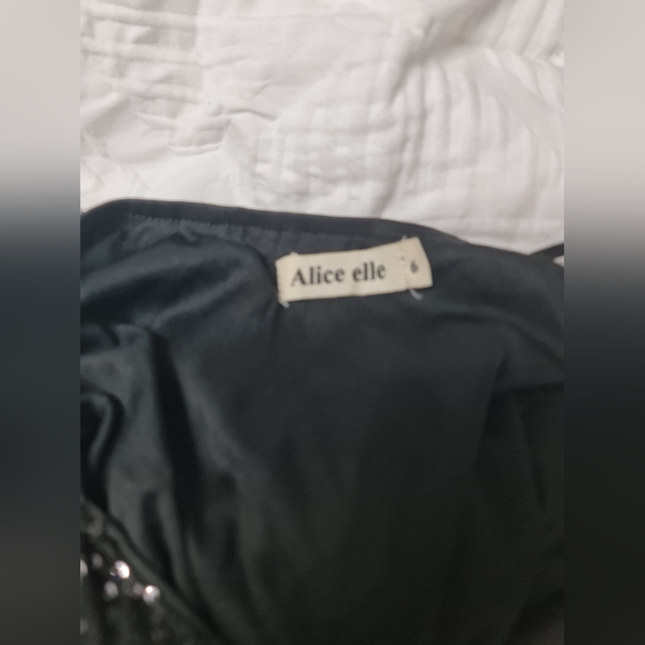 Hello molly LUMINOUS LIFE MIDI DRESS BLACK - Picture 6 of 8